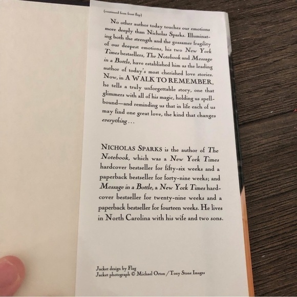 A Walk to Remember by: Nicholas Sparks hardback book - Picture 6 of 7